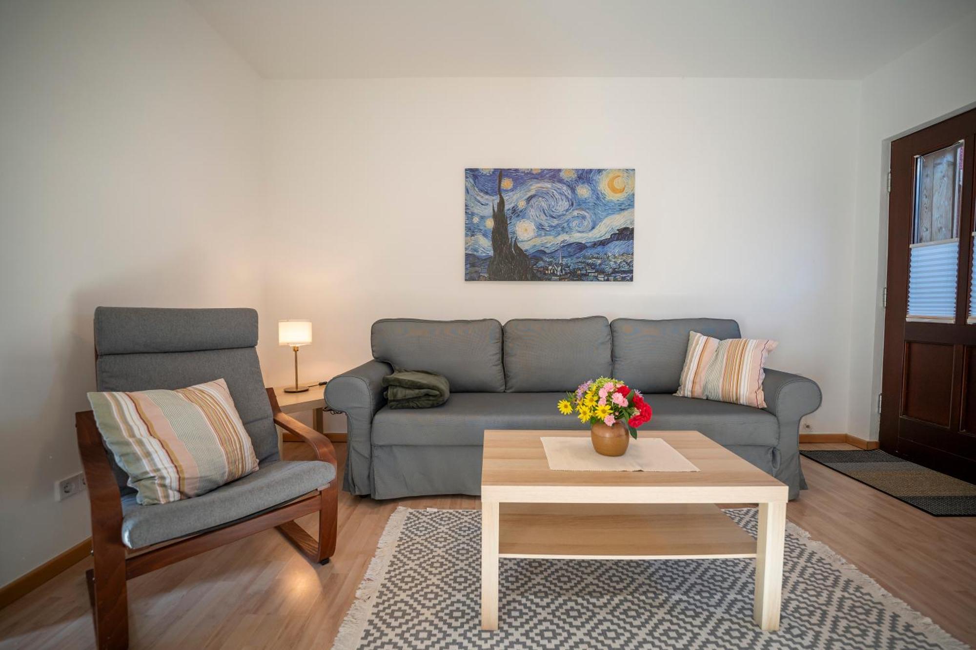Haus Unterm Mammutbaum - Elberadweg Apartment Магдебург Екстериор снимка